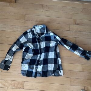 Old Navy Black and White Plaid Button Down Shirt
